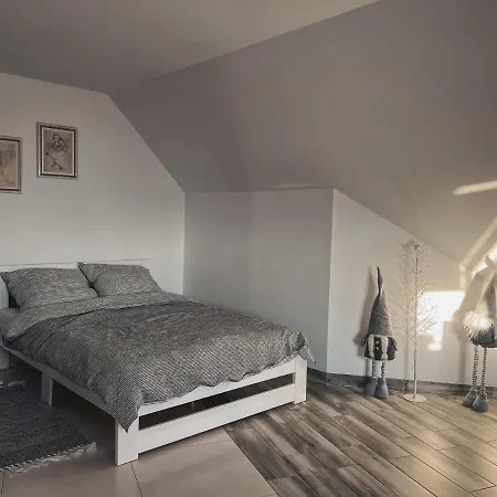 Przytulny Apartamentt Jablonka Daire *